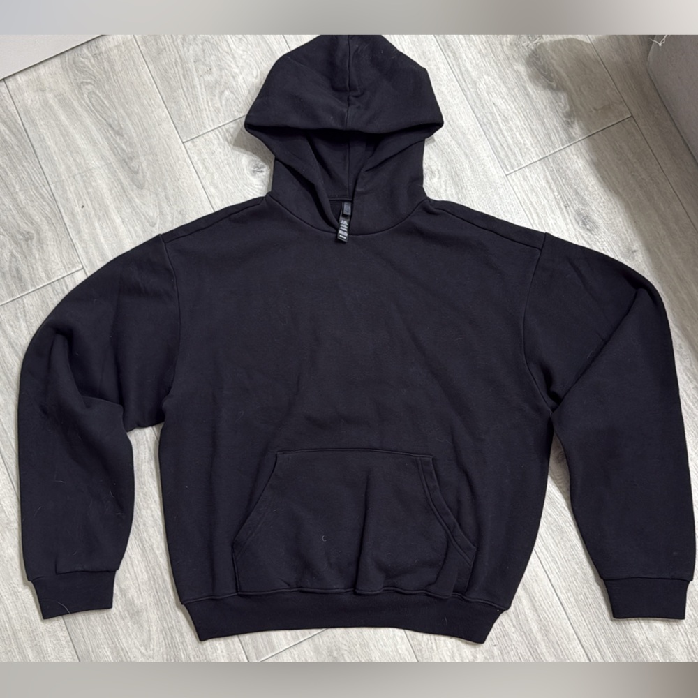 SKIMS COTTON FLEECE BLACK CLASSIC HODDIE MEDIUM